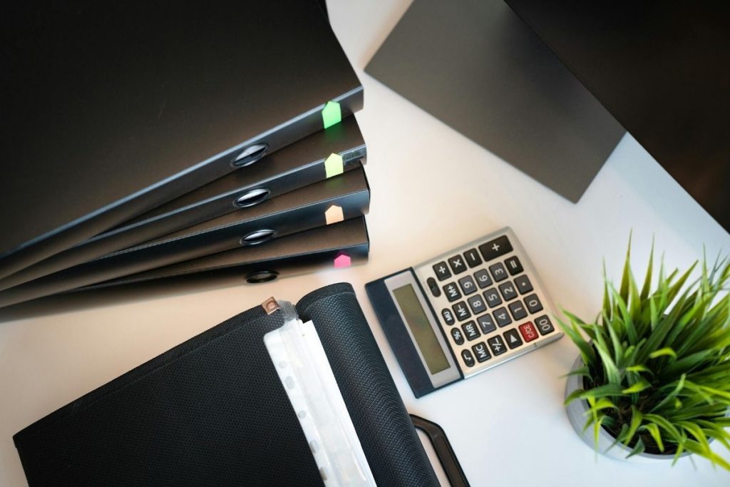 accounting-firms-vs-outsourced-bookkeeping-australian-smes
